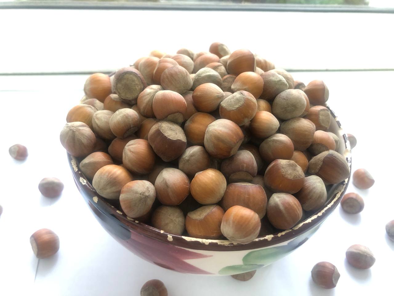 خرید و قیمت فندق تازه