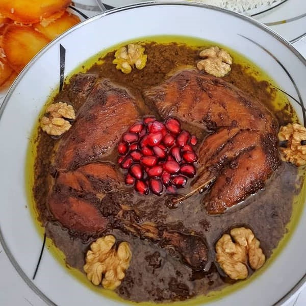 طرز تهیه فسنجان با مرغ